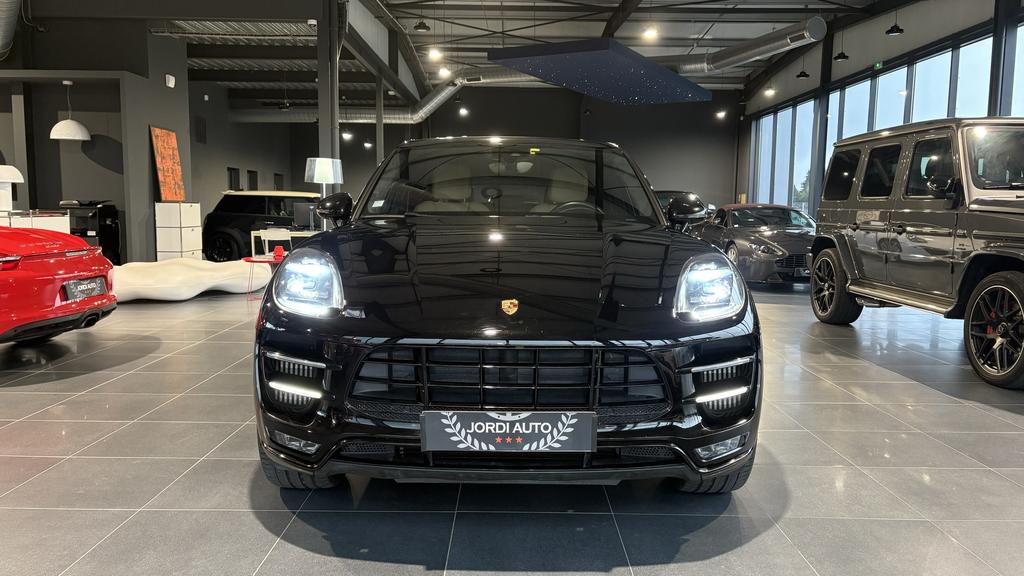 PORSCHE MACAN TURBO PACK PERFORMANCE