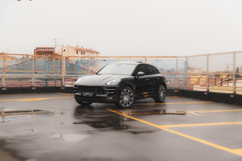 PORSCHE MACAN TURBO PACK PERFORMANCE