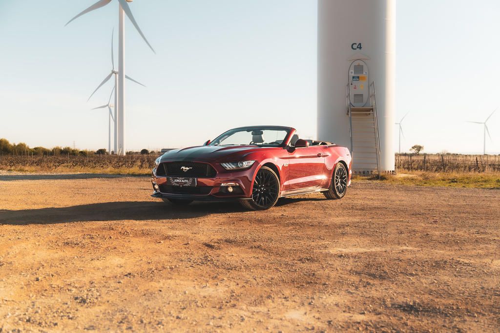 FORD MUSTANG CABRIOLET